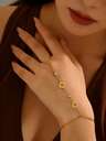 1pc Beaded Decorative Chain Ring Bracelet Fashionable Powder Leaf cover Pendant Bracelet