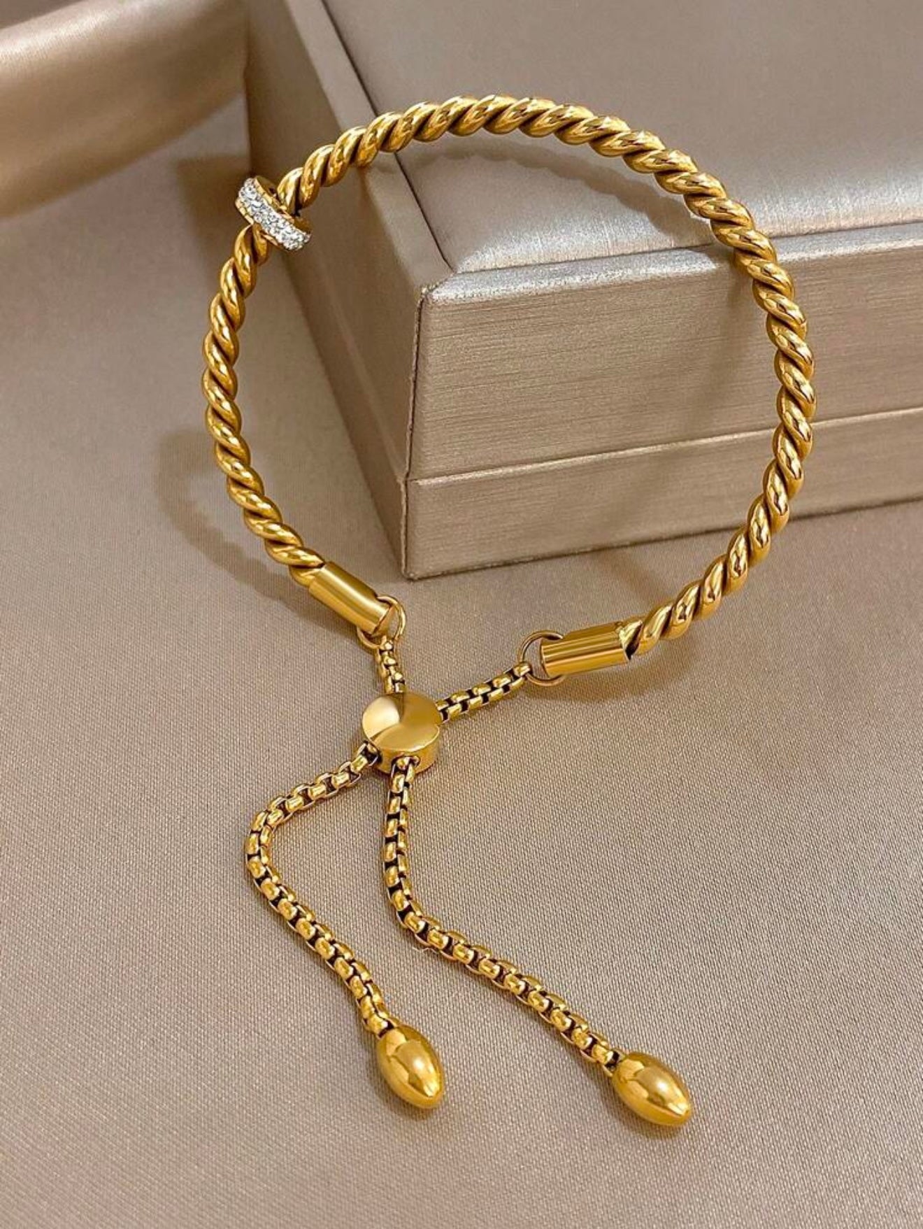 1Pc Twist Braid & Teardrop Zirconia Bangle Bracelet | 18K Gold Plated Stainless Steel