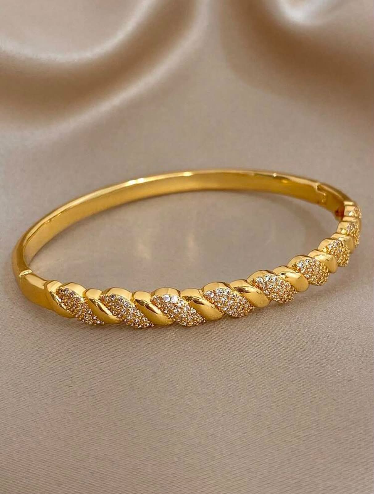 18k Elegant Luxury Zirconia Bracelet Golden Twisted Open Bangle Bracelet For Women Stackable | Gold Plated Stainless Steel Bracelet